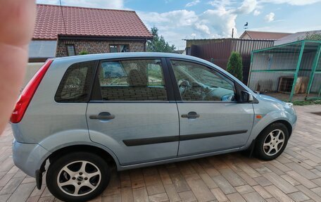 Ford Fiesta, 2006 год, 370 000 рублей, 2 фотография