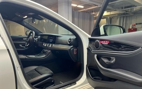 Mercedes-Benz E-Класс, 2021 год, 3 730 000 рублей, 10 фотография