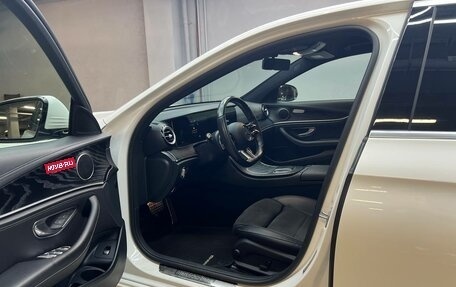 Mercedes-Benz E-Класс, 2021 год, 3 730 000 рублей, 9 фотография