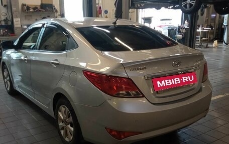 Hyundai Solaris II рестайлинг, 2015 год, 960 000 рублей, 4 фотография
