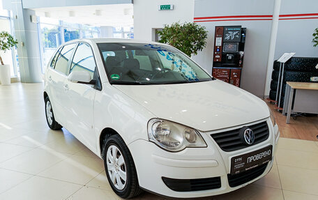 Volkswagen Polo IV рестайлинг, 2009 год, 390 000 рублей, 3 фотография