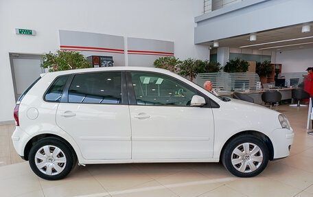 Volkswagen Polo IV рестайлинг, 2009 год, 390 000 рублей, 4 фотография