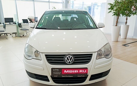 Volkswagen Polo IV рестайлинг, 2009 год, 390 000 рублей, 2 фотография