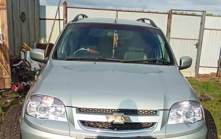 Chevrolet Niva I рестайлинг, 2014 год, 590 000 рублей, 1 фотография