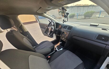 Volkswagen Polo VI (EU Market), 2015 год, 940 000 рублей, 8 фотография