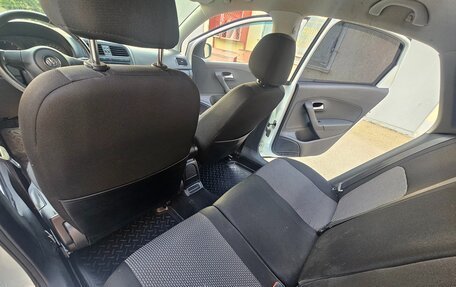 Volkswagen Polo VI (EU Market), 2015 год, 940 000 рублей, 12 фотография