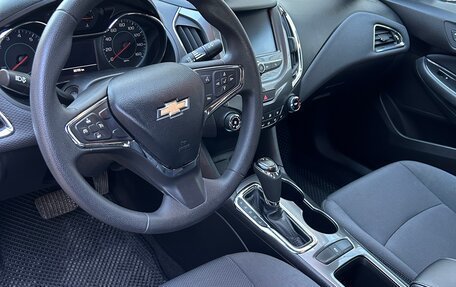 Chevrolet Cruze II, 2018 год, 1 900 000 рублей, 7 фотография