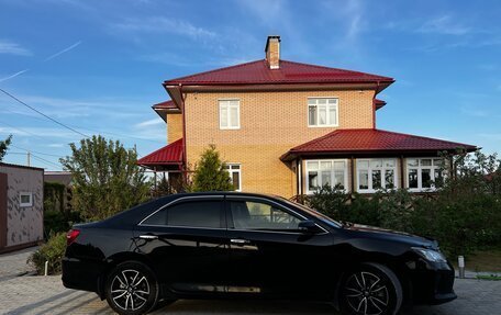 Toyota Camry, 2017 год, 2 000 000 рублей, 3 фотография
