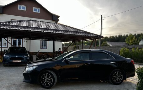 Toyota Camry, 2017 год, 2 000 000 рублей, 6 фотография