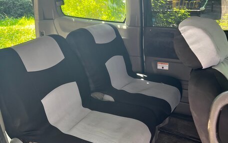 Nissan Serena II, 2000 год, 440 000 рублей, 8 фотография