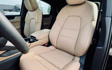 Porsche Cayenne III, 2025 год, 18 500 000 рублей, 23 фотография