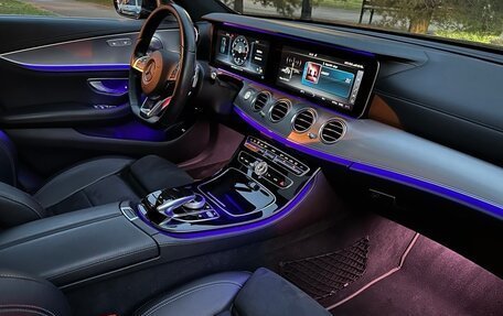 Mercedes-Benz E-Класс, 2016 год, 2 999 000 рублей, 18 фотография