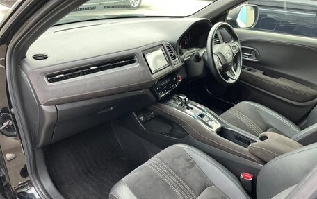 Honda Vezel, 2018 год, 2 200 000 рублей, 12 фотография