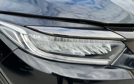 Honda Vezel, 2018 год, 2 200 000 рублей, 10 фотография