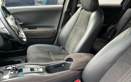 Honda Vezel, 2018 год, 2 200 000 рублей, 17 фотография