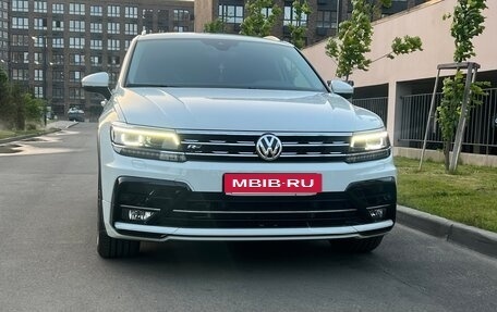 Volkswagen Tiguan II, 2020 год, 3 850 000 рублей, 13 фотография