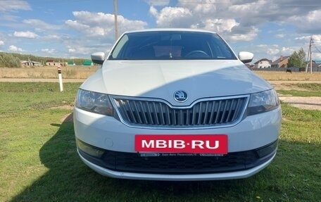 Skoda Rapid I, 2017 год, 1 220 000 рублей, 2 фотография