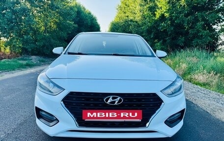 Hyundai Solaris II рестайлинг, 2019 год, 1 200 000 рублей, 4 фотография