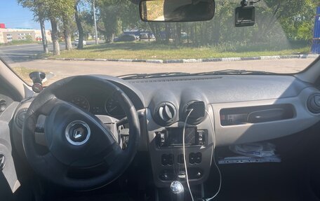 Renault Logan I, 2011 год, 650 000 рублей, 6 фотография