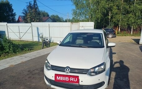 Volkswagen Polo VI (EU Market), 2013 год, 470 000 рублей, 2 фотография