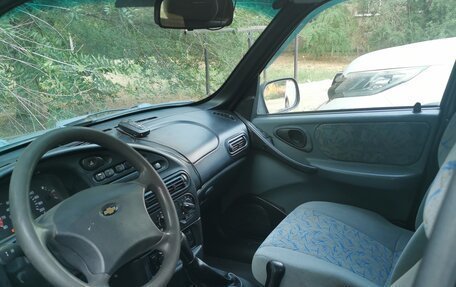 Chevrolet Niva I рестайлинг, 2003 год, 320 000 рублей, 8 фотография