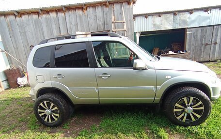 Chevrolet Niva I рестайлинг, 2014 год, 590 000 рублей, 2 фотография
