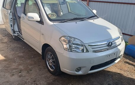 Toyota Raum II, 2011 год, 1 050 000 рублей, 1 фотография