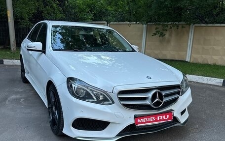 Mercedes-Benz E-Класс, 2015 год, 2 330 000 рублей, 1 фотография