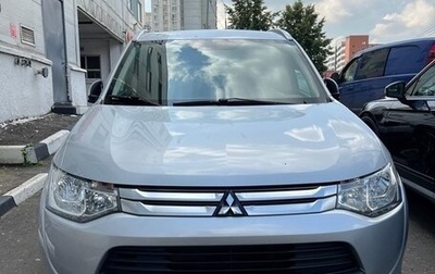 Mitsubishi Outlander III рестайлинг 3, 2014 год, 1 700 000 рублей, 1 фотография