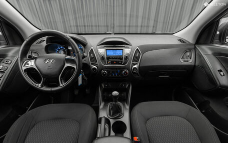 Hyundai ix35 I рестайлинг, 2011 год, 930 000 рублей, 10 фотография