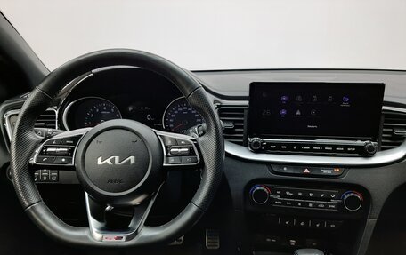 KIA cee'd III, 2021 год, 2 240 000 рублей, 17 фотография
