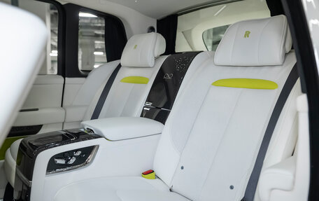 Rolls-Royce Cullinan, 2025 год, 78 990 000 рублей, 40 фотография
