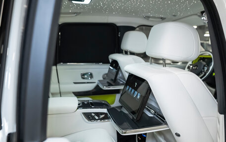 Rolls-Royce Cullinan, 2025 год, 78 990 000 рублей, 39 фотография