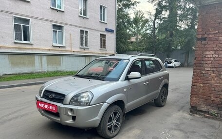 Hyundai Tucson III, 2008 год, 730 000 рублей, 2 фотография