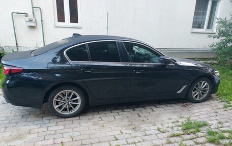BMW 5 серия, 2021 год, 4 374 500 рублей, 3 фотография