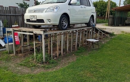 Toyota Raum II, 2011 год, 1 050 000 рублей, 18 фотография