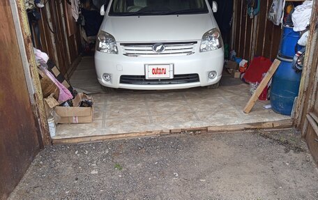 Toyota Raum II, 2011 год, 1 050 000 рублей, 23 фотография