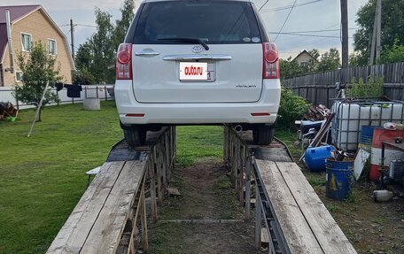 Toyota Raum II, 2011 год, 1 050 000 рублей, 26 фотография