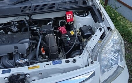 Toyota Raum II, 2011 год, 1 050 000 рублей, 33 фотография