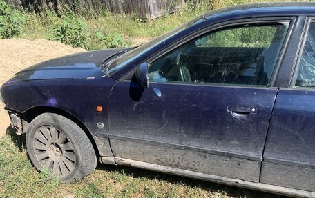 Audi A4, 1995 год, 170 000 рублей, 4 фотография