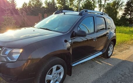 Renault Duster I рестайлинг, 2015 год, 1 350 000 рублей, 2 фотография
