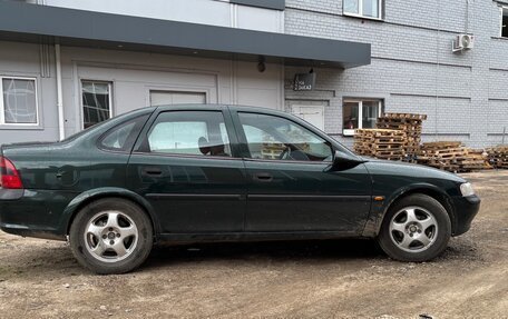 Opel Vectra B рестайлинг, 1998 год, 190 000 рублей, 3 фотография