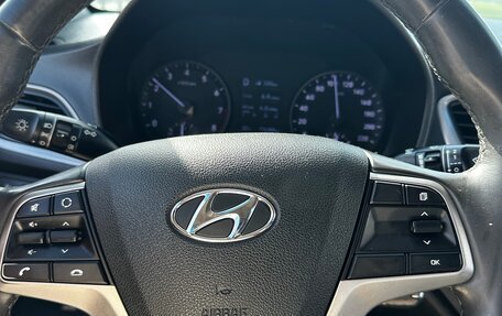 Hyundai Solaris II рестайлинг, 2017 год, 870 000 рублей, 7 фотография