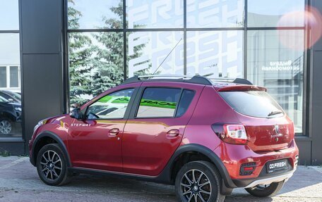 Renault Sandero II рестайлинг, 2020 год, 1 199 000 рублей, 2 фотография