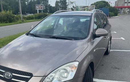 KIA cee'd I рестайлинг, 2009 год, 650 000 рублей, 6 фотография