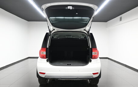 Skoda Yeti I рестайлинг, 2014 год, 1 095 000 рублей, 9 фотография