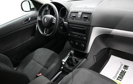 Skoda Yeti I рестайлинг, 2014 год, 1 095 000 рублей, 15 фотография
