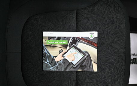 Skoda Yeti I рестайлинг, 2014 год, 1 095 000 рублей, 18 фотография