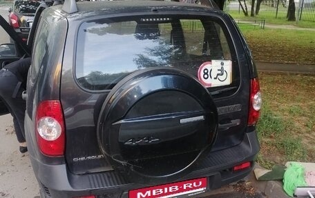 Chevrolet Niva I рестайлинг, 2015 год, 750 000 рублей, 6 фотография