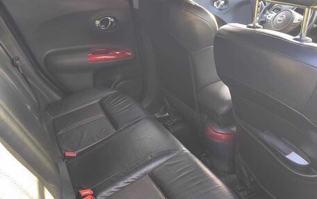 Nissan Juke II, 2012 год, 900 000 рублей, 7 фотография